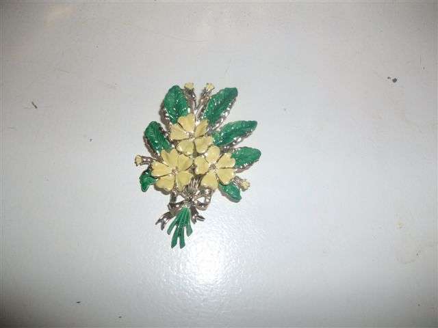 vintage enameled flower ladies brooch