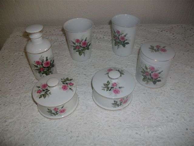 six peace lovely ladies cermaic vintage dressing table set