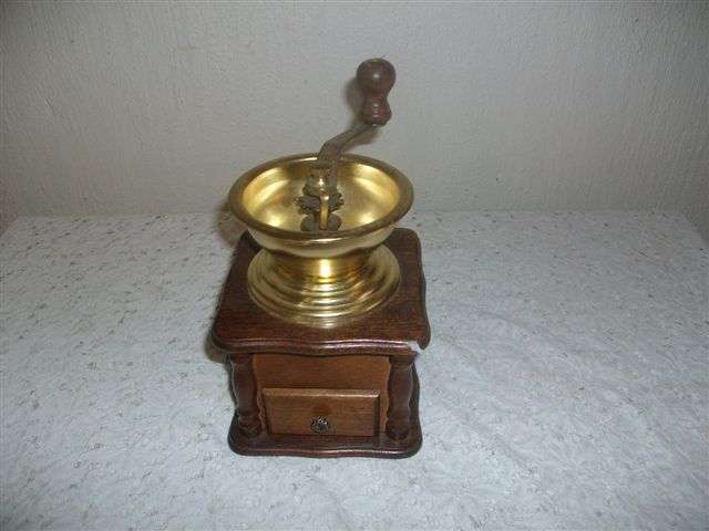 Wonderful vintage brass and wooden coffee grinder