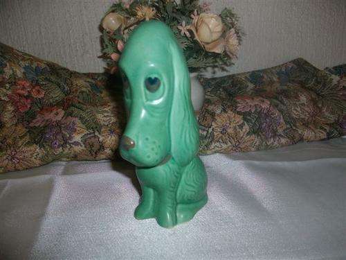 Collectable green sylvac..?? dog