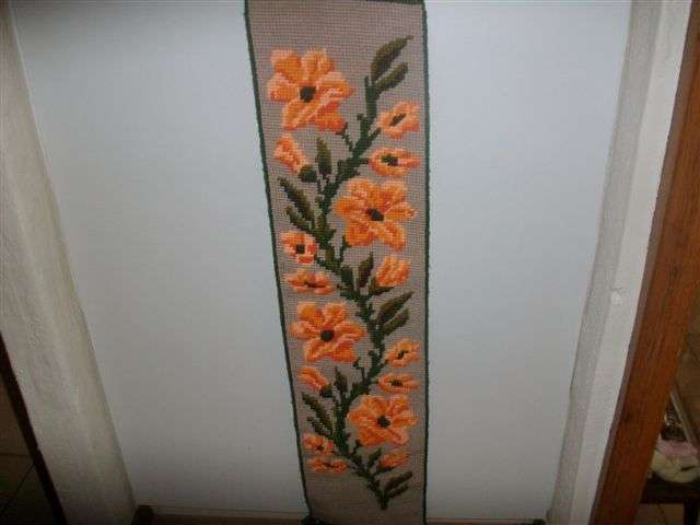 Long vintage wall woolen tapestry hanging of flowers