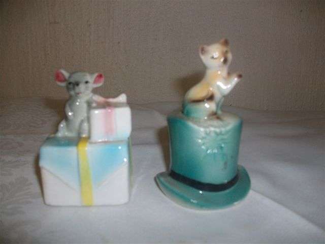 Cat and mouse collectable bells
