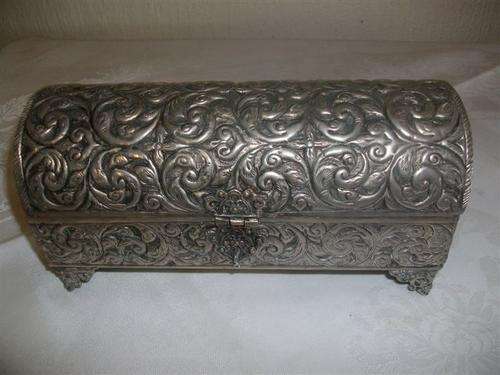 highly ornate silver plated trinket box (lot 2)