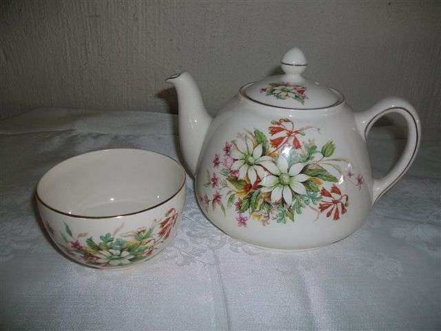 Royal doulton brush flowers tea pot and sugar bowl