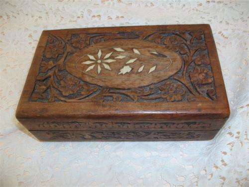 Beatifully inlayed wooden trinket box