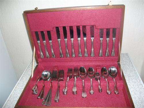 Wonderful stainless steel vintage canteen set