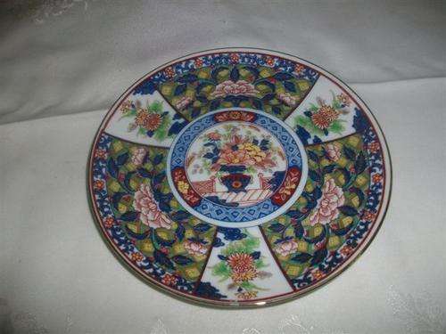 Small flower highly decorative oriental style wall plate