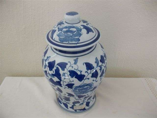 Large blue and white oriental ginger jar vase