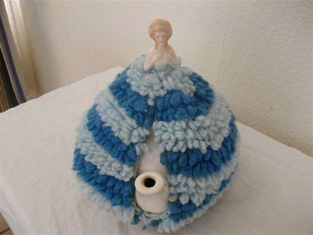 Vintage tea cosy warmer