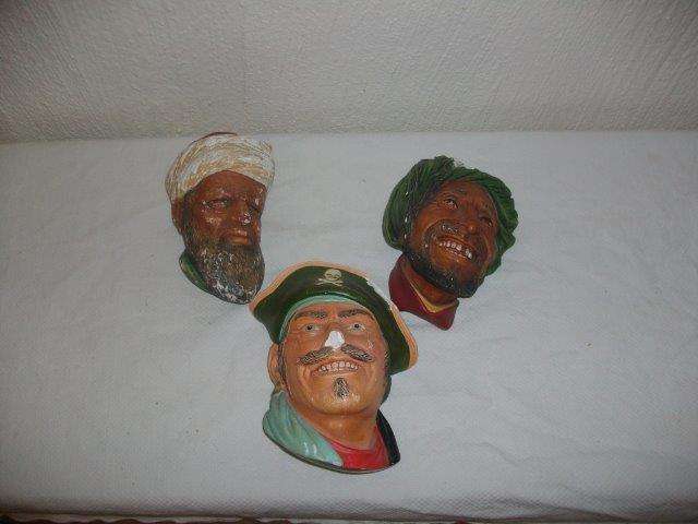 Three bossons collectable wall plaques heads one is damaged