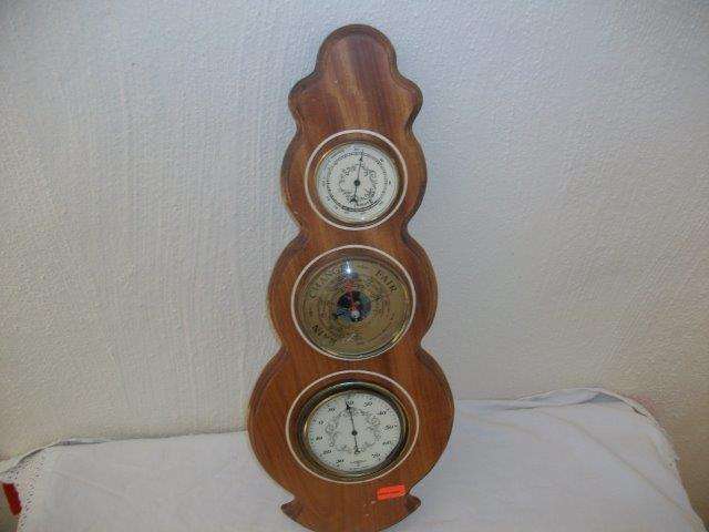 Wooden vintage barometer hydrometer and thermometer