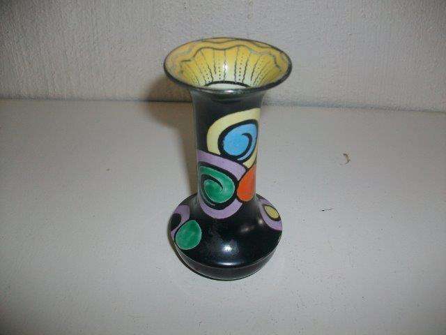 Retro vintage shelly china, vase