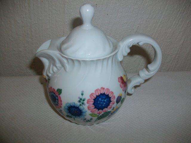 Lovely little colorful collectors tea pot