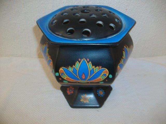 Vintage art deco style crown Devon flower vase