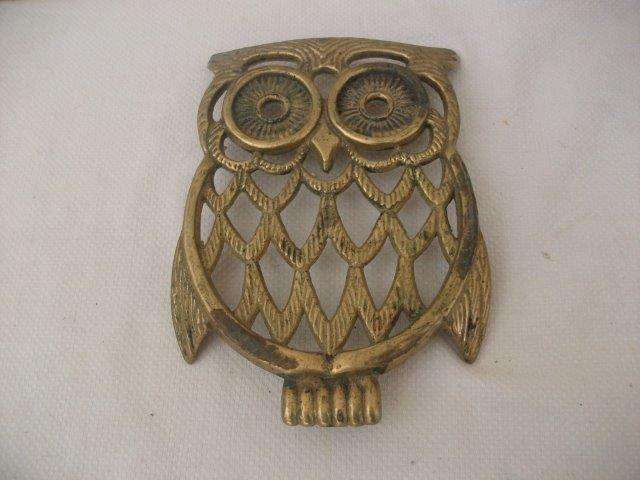 Lovely brass owl pot stand