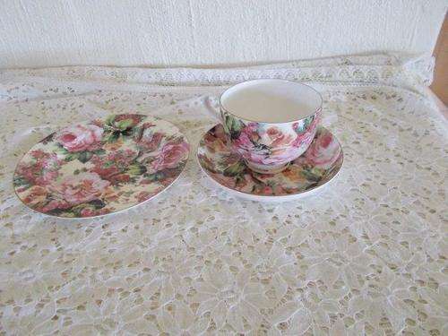 Pretty roses maxwell willams tea cup trio