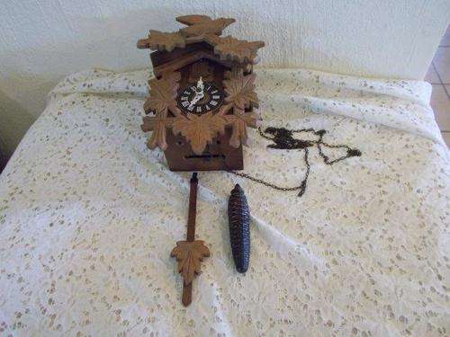 Vintage small wall cuckoo clock ( will be sold as is )