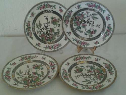four indian tree pattern dinner plates