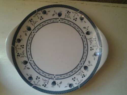 royal doulton cambridge blue and white cake plate