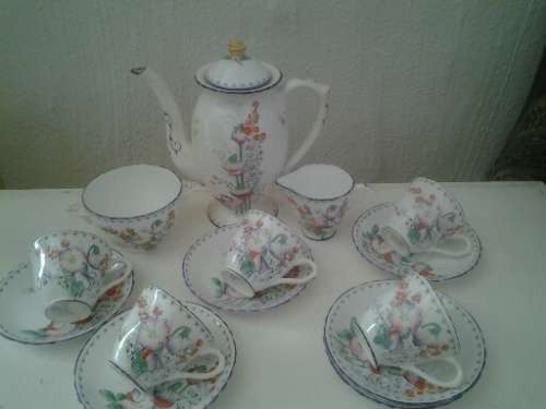 Pretty vintage hand painted delphine sweet pea part coffee set