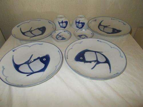 Part blue and white oriental fish scene set