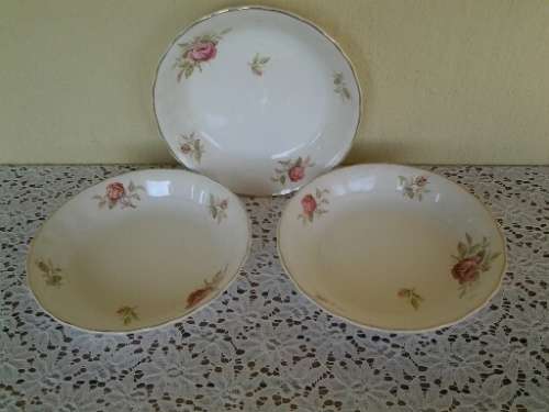 three pretty vintage Grindely floarl pattern bowls
