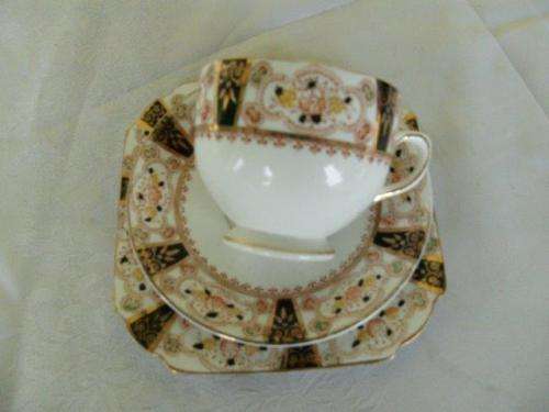 vintage Gladstone tea cup trio