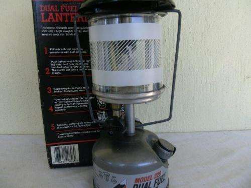 collectable  coleman made in the usa dual fuel lantern model 229 boxed