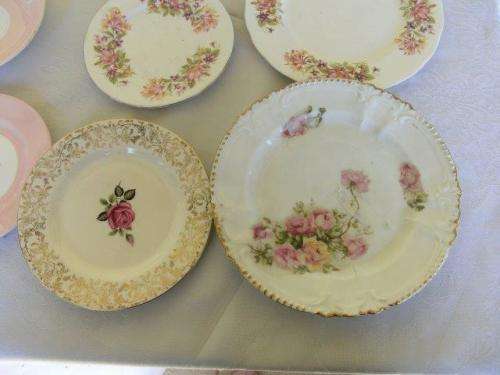 Assorted pretty odd vintage porcelain side plates and saucers job lot