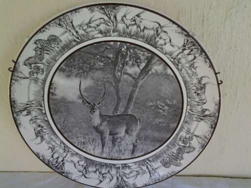 large royal doulton african game resrve  theme porcelain display wall plate