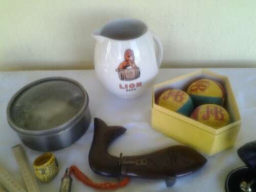 Some rather interesting collectable man cave/bar / mens lot collectable items