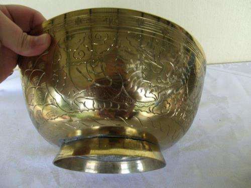 collectable oriental brass bowl