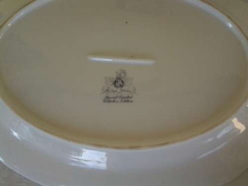 stunning collectors limited edition  blue and white wall plate