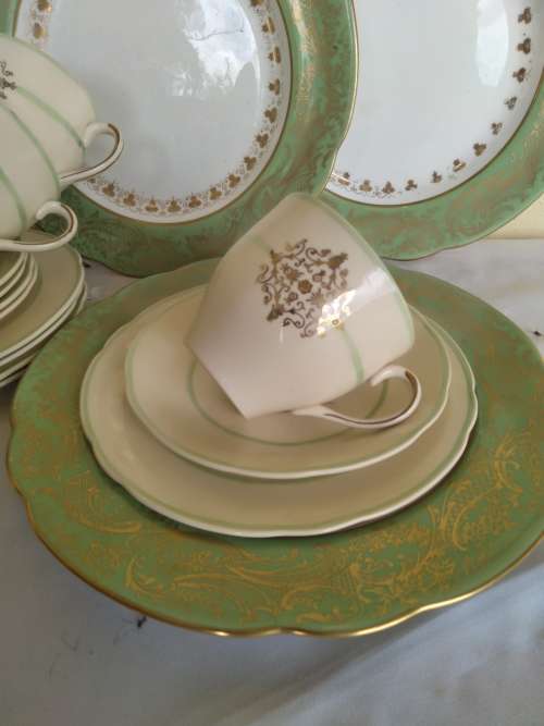 A job lot of five trios  and three dinner plates