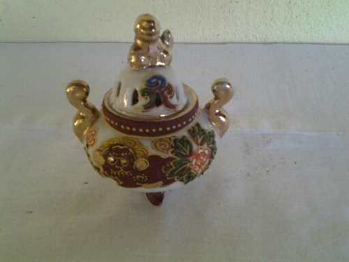 stunning small little oriental incense porcelain jar