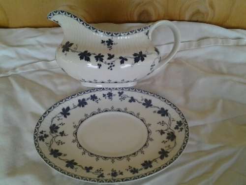 stunning blue and white Royal doulton york town gravy boat