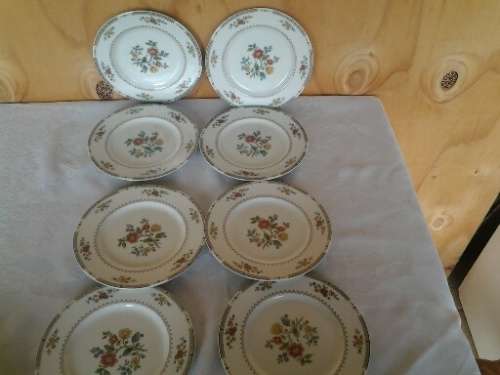 A set of eight pretty Floral pattern royal doulton Kingswood procelain side plates