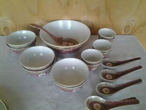 vintage porcelain oriental bowls and spoons lot
