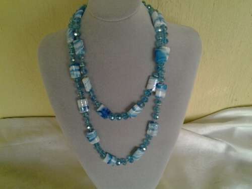 stunning long vintage blue glass beaded necklace