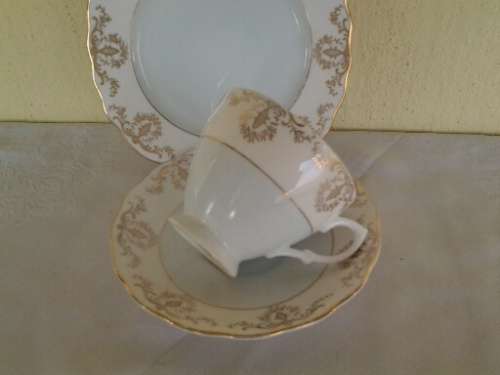 stunning pastel blue Royal vale vintage porcelain tea cup trio