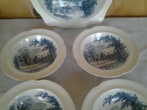 Stunning vintage blue and white johnson brothers haddon hall porcelain pudding set