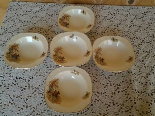 A lot of five vintage porcelain Hunting scene Alfred Meakin pudding bowls