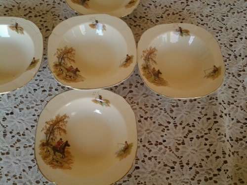 A lot of five vintage porcelain Hunting scene Alfred Meakin pudding bowls