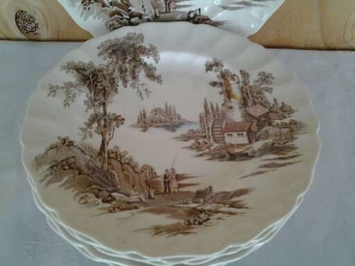 A set of six vintage old mill scene Johnson brothers porcelain dinner plates