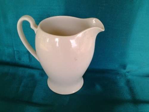 large plain white porcelain Alfred meakin creamer jug