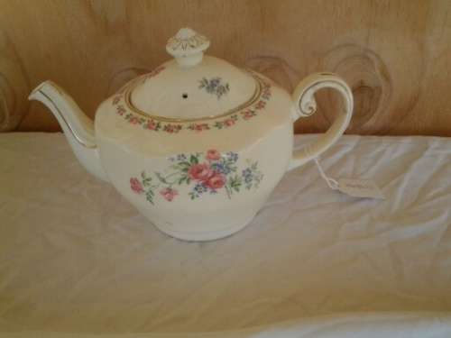 Vintage Wedgwood harmony rose pattern porcelain tea pot
