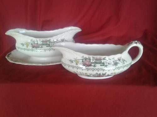 Vintage Crown Ducal Chinese gardens  sauce and porcelain gravy boat lot