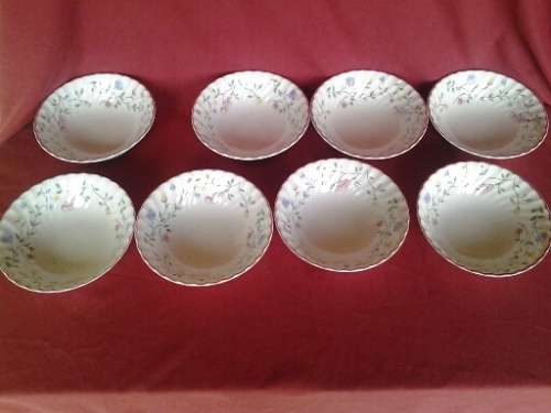A set of eight stunning Johnson brothers Summer chintz porcelain pudding bowls