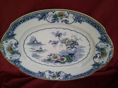 Large porcelain vintage blue W.H Grindely Chelsea Ivory  oval serving platter