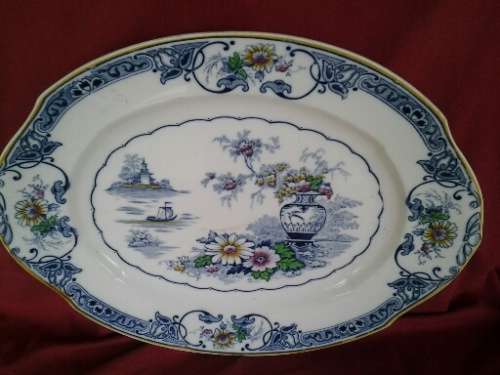 Large porcelain vintage blue W.H Grindely Chelsea Ivory  oval serving platter